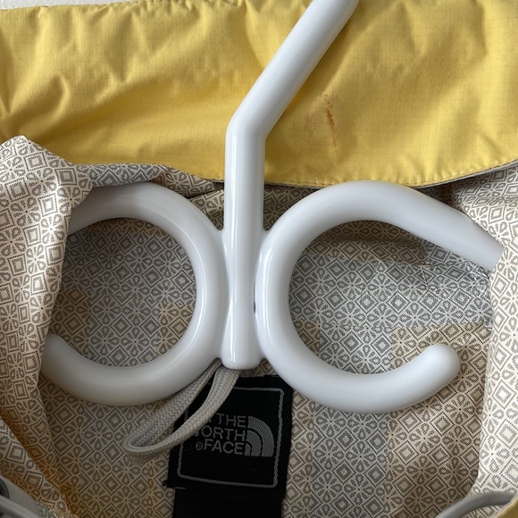 Used Condition North Face Rain Shell - Picture 3 of 6